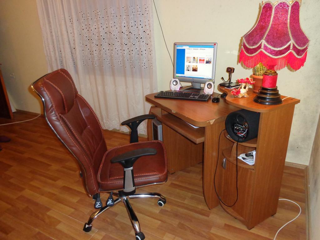 Hotel Private House In Batoumi Chambre photo